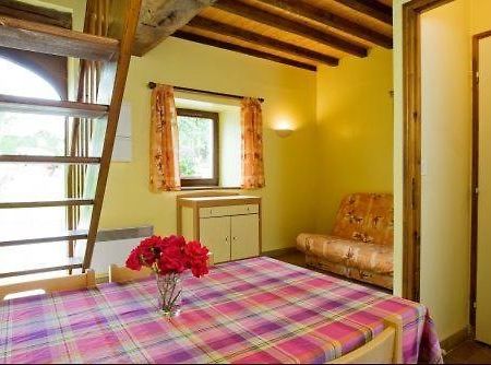 Gites La Forge De Sainte Marie Thonnance-les-Moulins Room photo